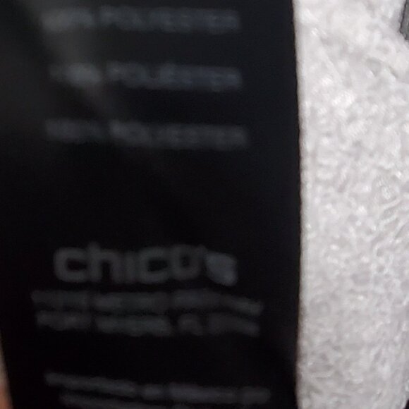 Women's Chico's White and Black Crepe Sweater - Travelers Collection Size 2 - Picture 4 of 4